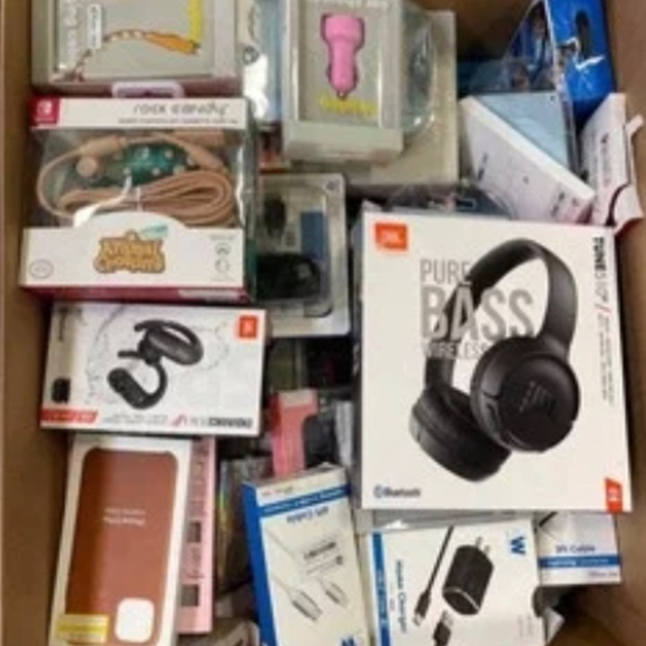 Amazon mystery boxes - Picture 3 of 4